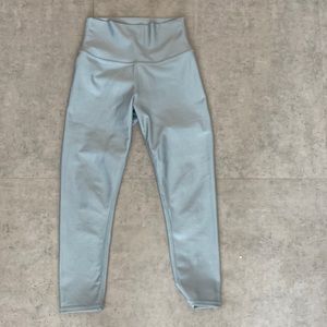 Pretty blue alo leggings